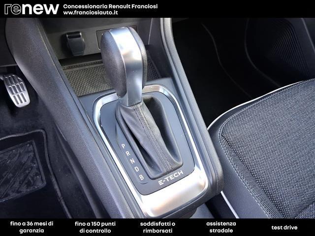 RENAULT Captur E-TECH Hybrid 145 FAST TRACK 2023