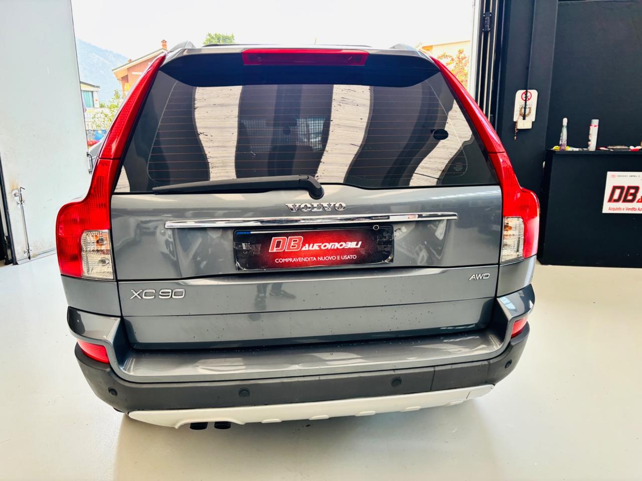 Volvo XC 90 XC90 2.4 D5 185 CV aut. AWD Executive