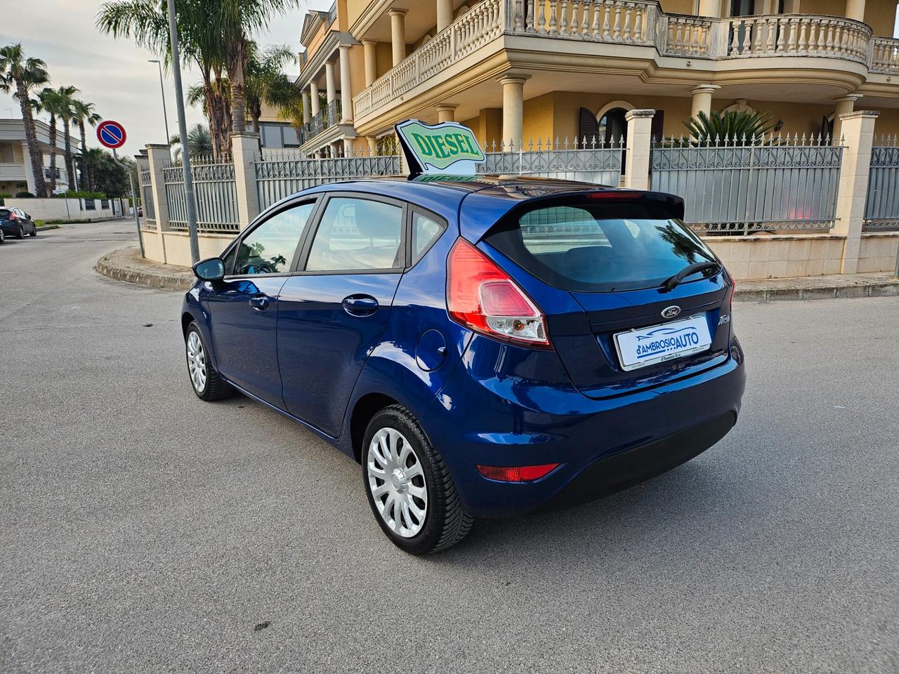 Ford Fiesta 1.5 TDCi 75CV 5 porte Business