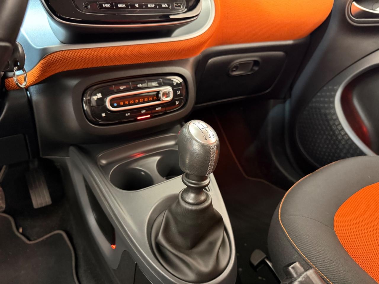 Smart ForFour 70 1.0 Passion Unipro Edition