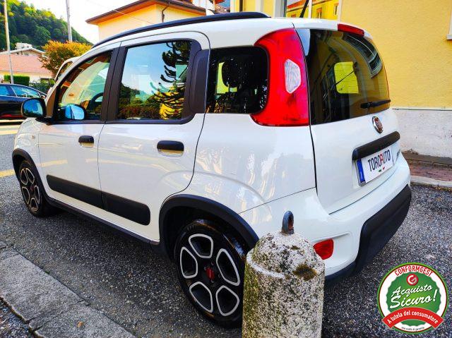 FIAT Panda 1.0 FireFly Hybrid City Life NEOPATENTATI