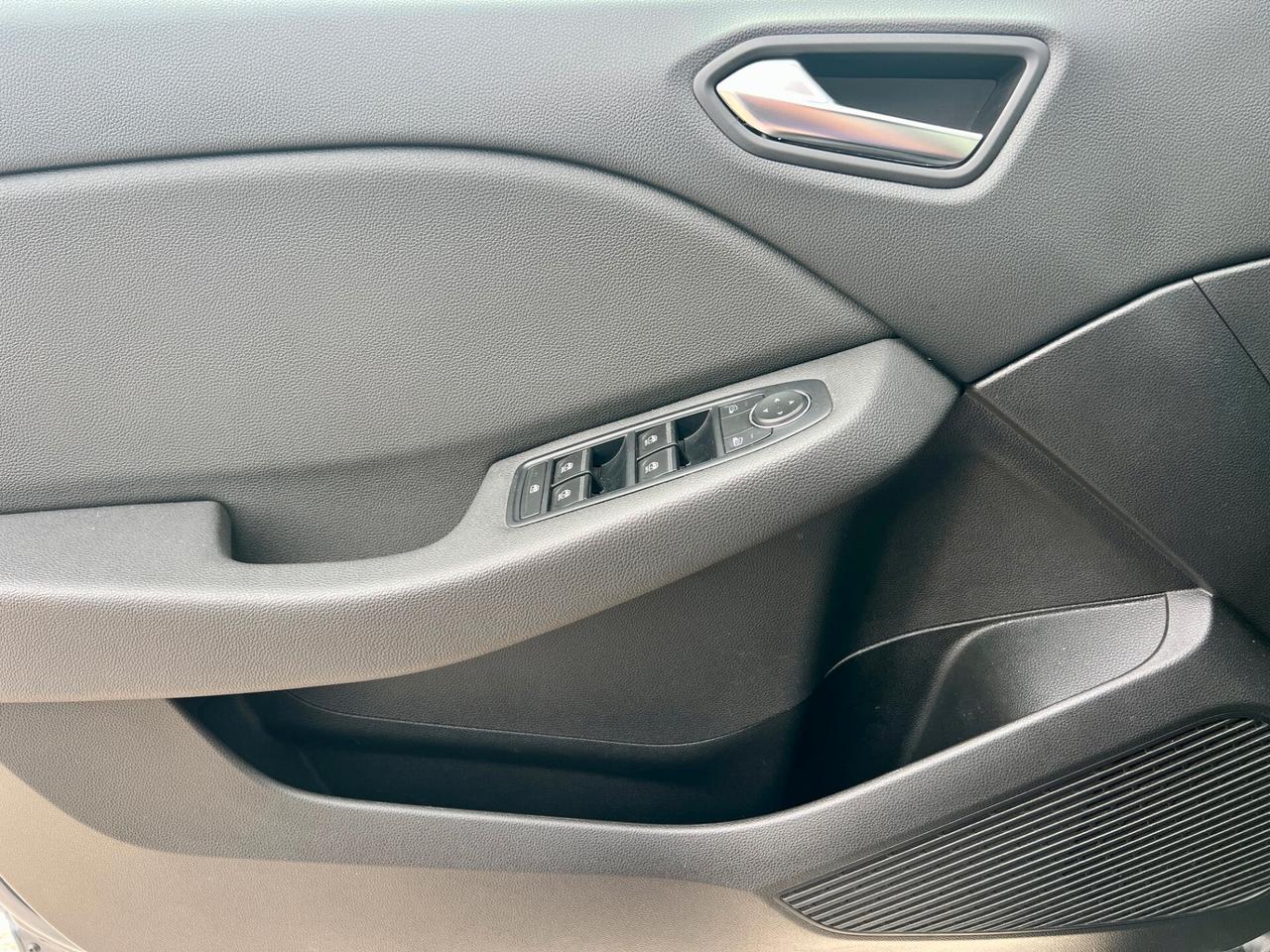 Renault Clio Full Hybrid E-Tech 140 Intens