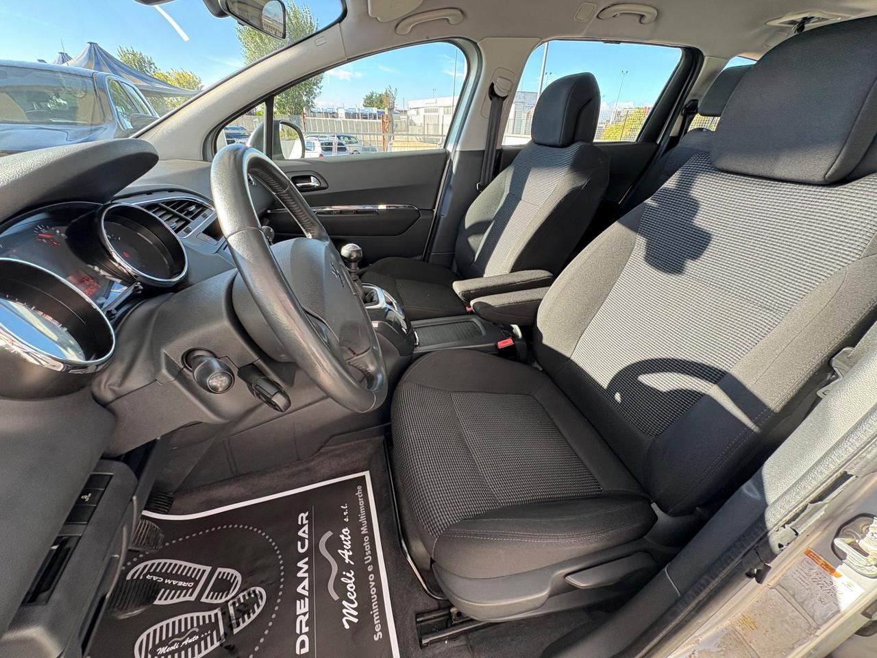 Peugeot 5008 1.6 HDi 112CV Business