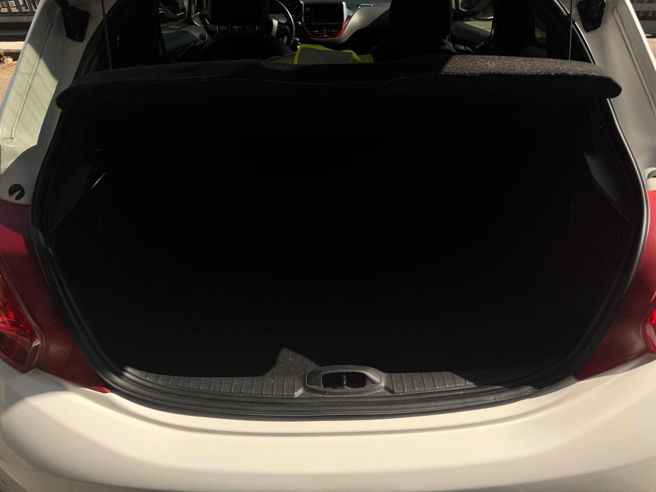 Peugeot 208 1.6 THP 200 CV 3 porte GTi