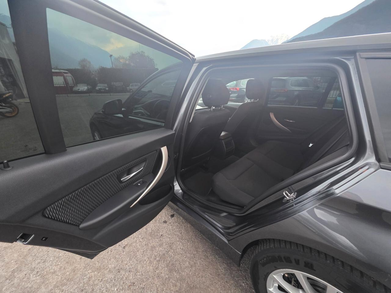 Bmw 318 318d Touring Business aut.