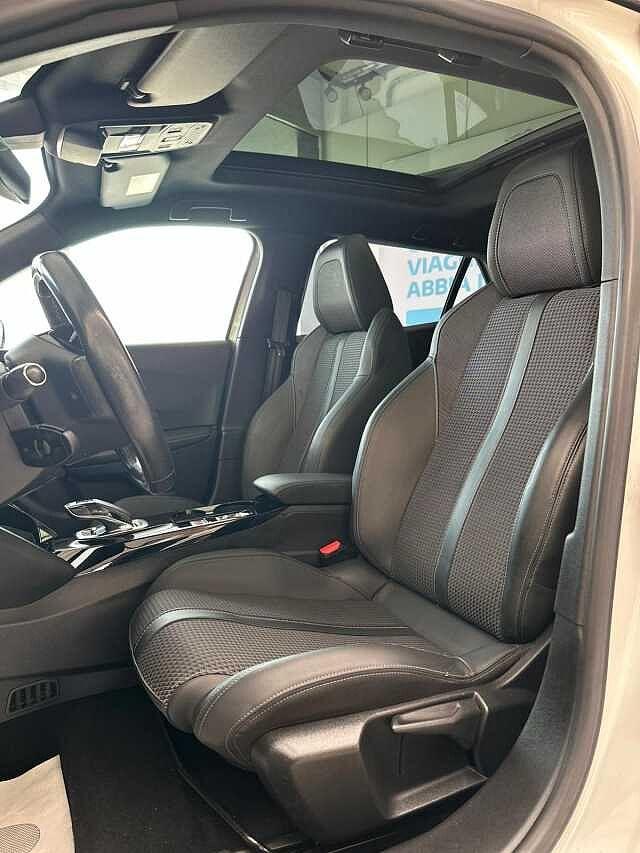 Peugeot 2008 motore elettrico 136 CV GT Line *TETTO PANORAMICO*