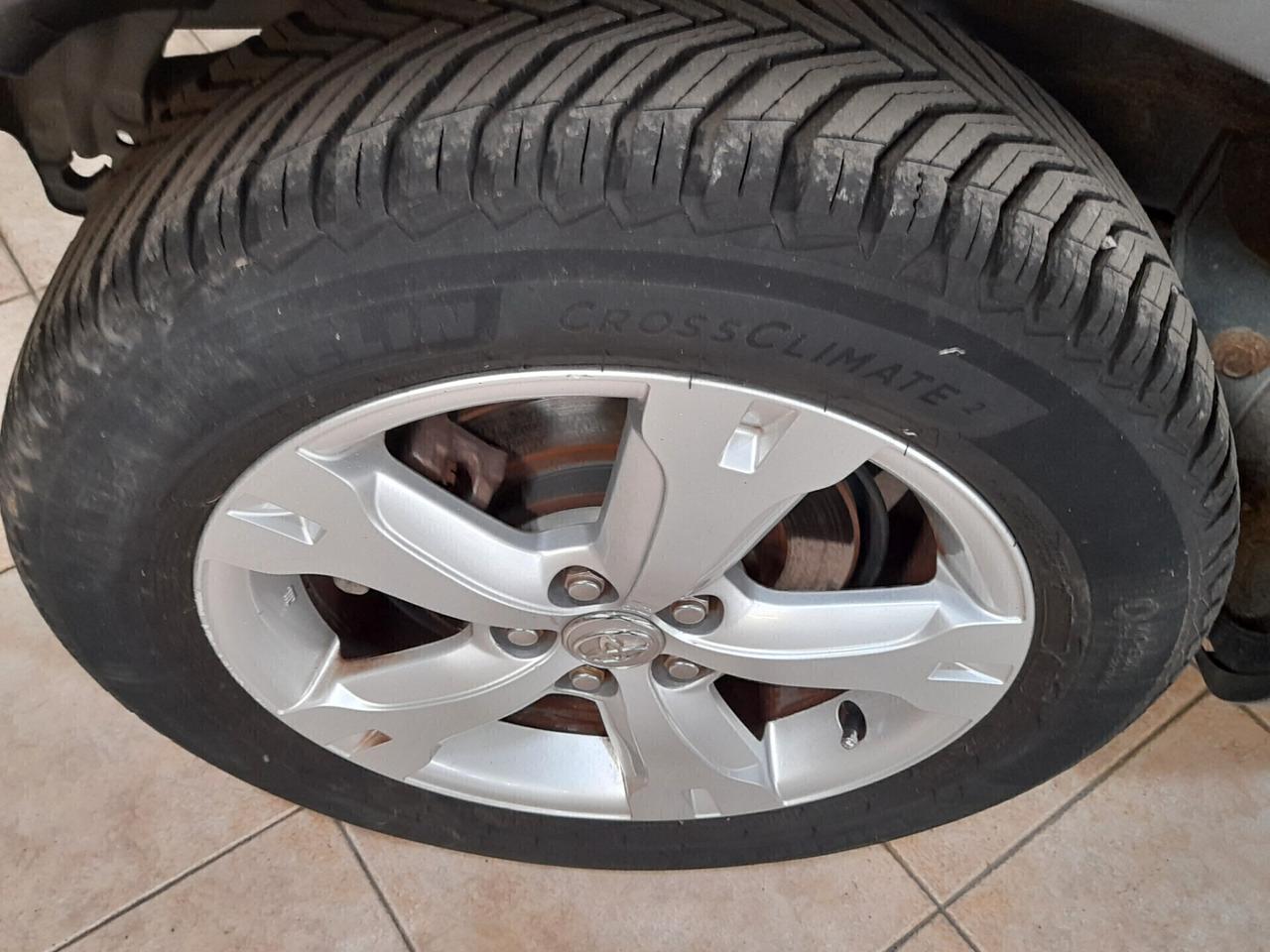 Toyota Urban Cruiser Urban Cruiser 1.4 D-4D AWD Sol