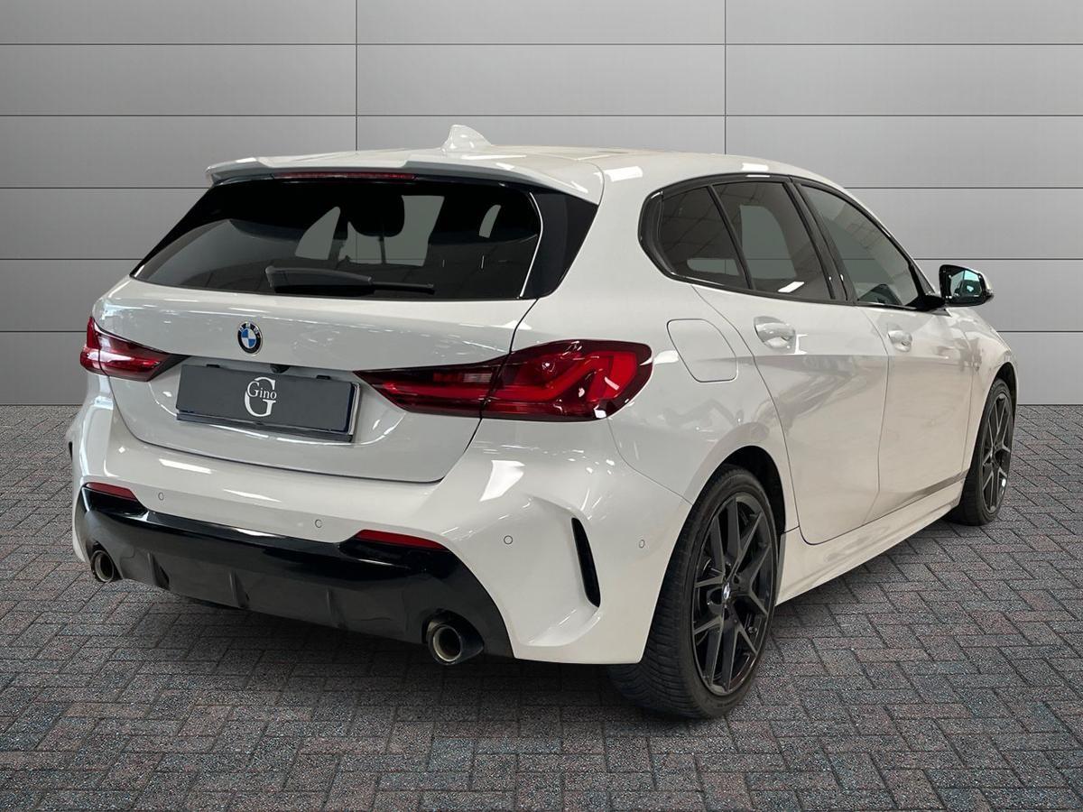 BMW Serie 1 F40 - 118d Msport auto