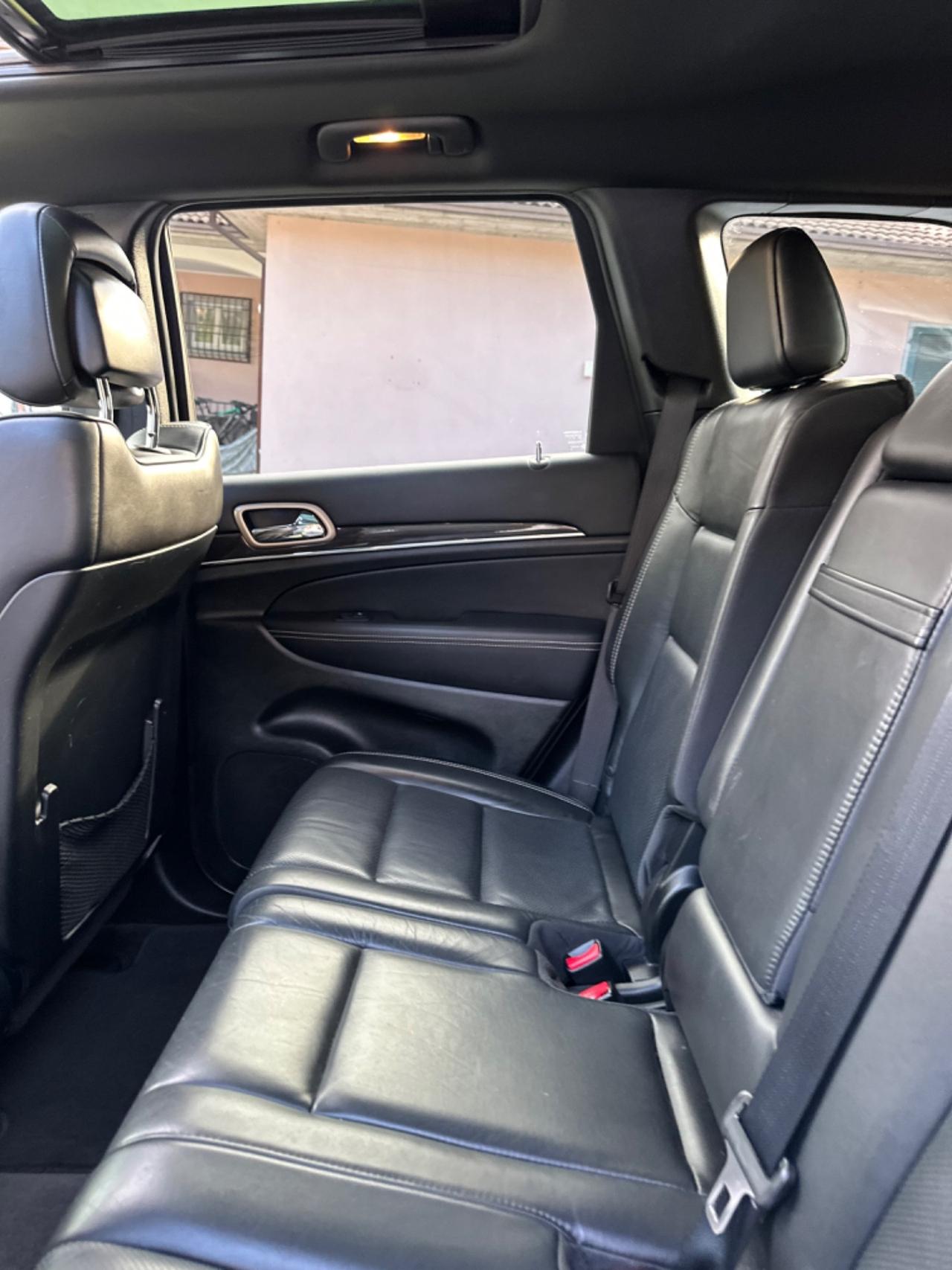 Jeep GRAND CHEROKEE 3.0 V6 CRD 250 CV MTJ OVERLAND