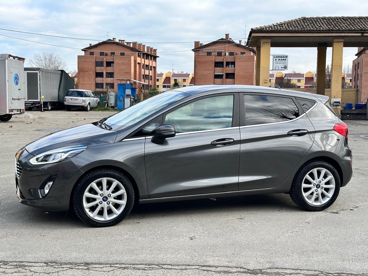 Ford Fiesta 1.5 TDCi 5 porte Vignale Neopatentati