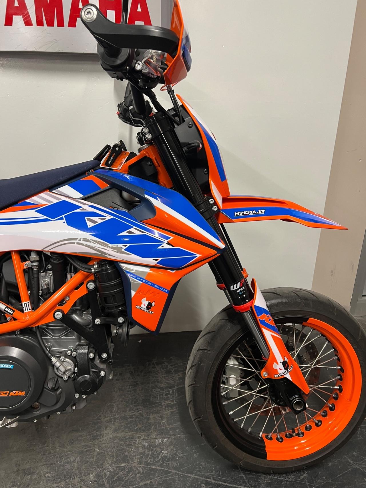 Ktm 690 SMC R motard