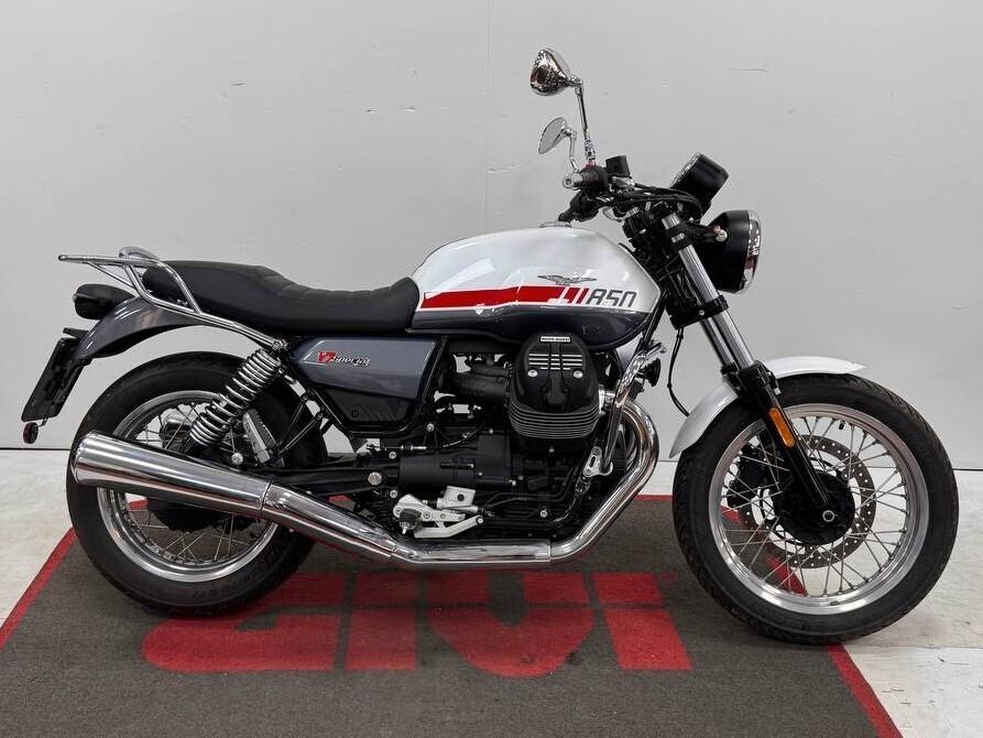 Moto Guzzi V7 SPECIAL DA 84 € AL MESE – SENZA ANTICIPO