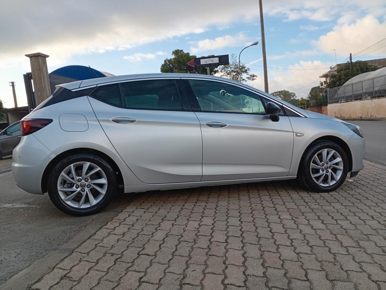 Opel Astra 1.5 CDTI 122 CV S&S 5 porte Ultimate