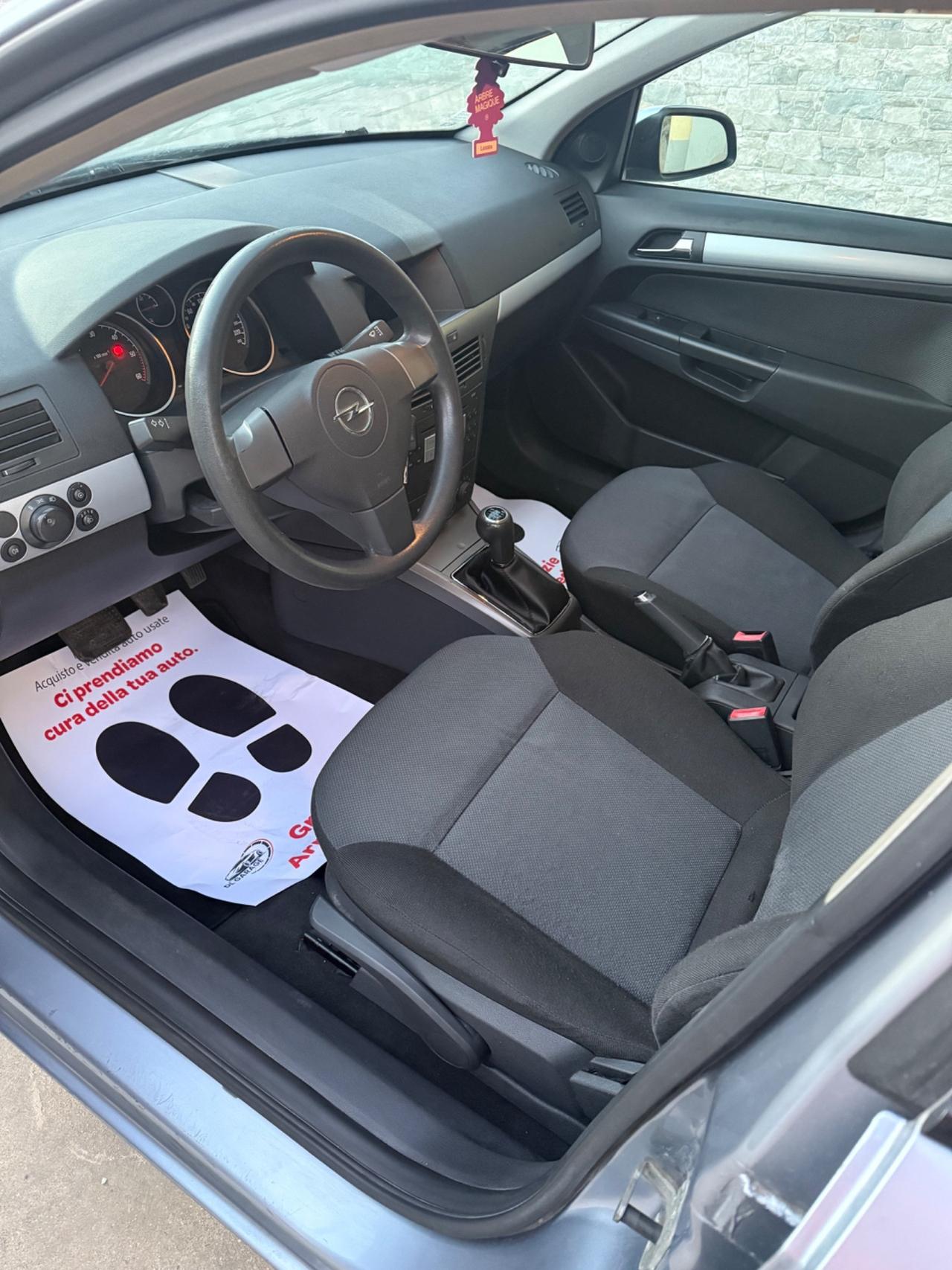 Opel Astra 1.7 CDTI 101CV 5 porte Cosmo