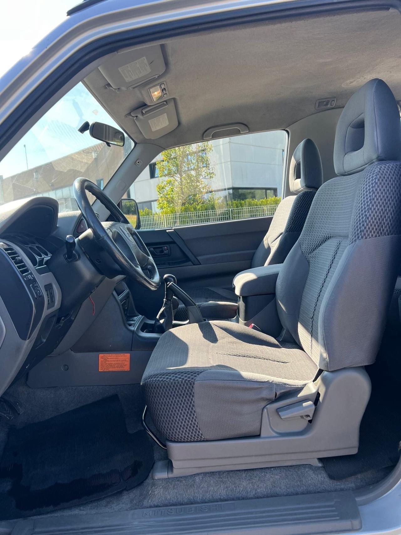Mitsubishi Pajero 3.2 16V DI-D 3p. GLS