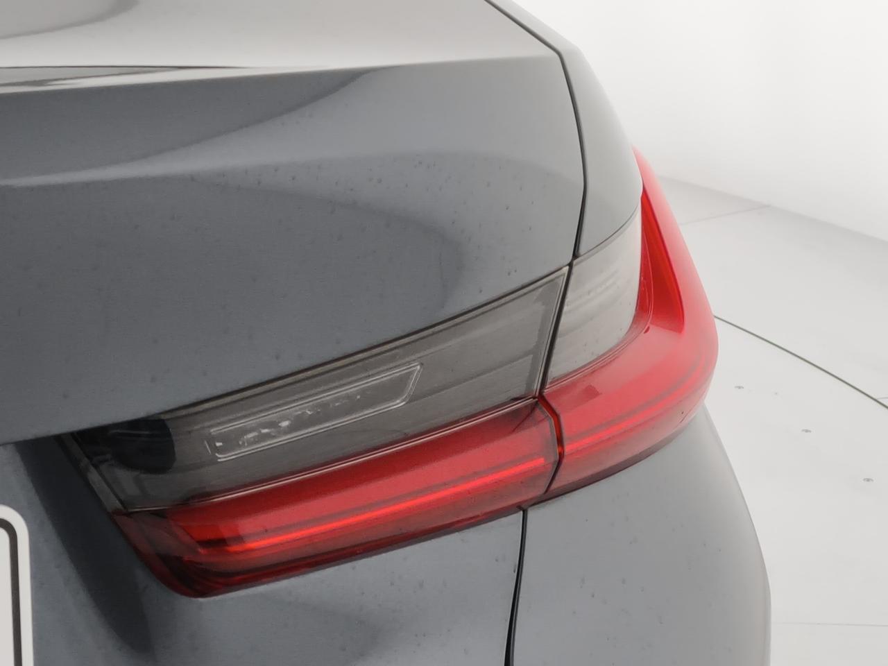 BMW Serie 3 320d Berlina 48V