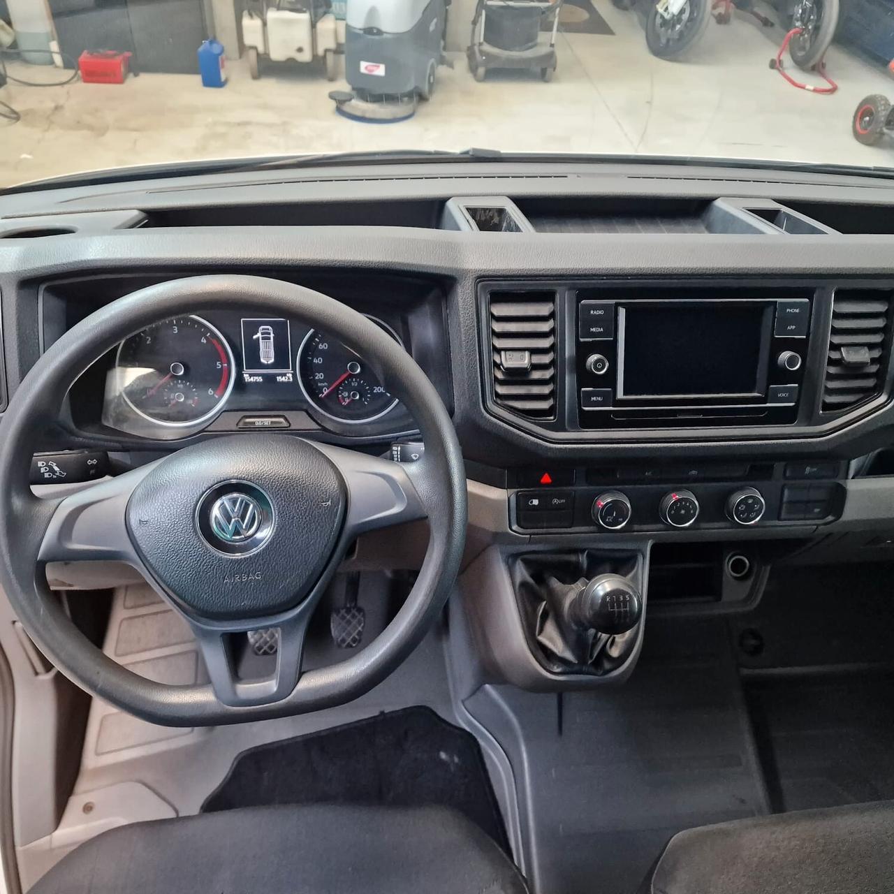 VOLKSWAGEN CRAFTER