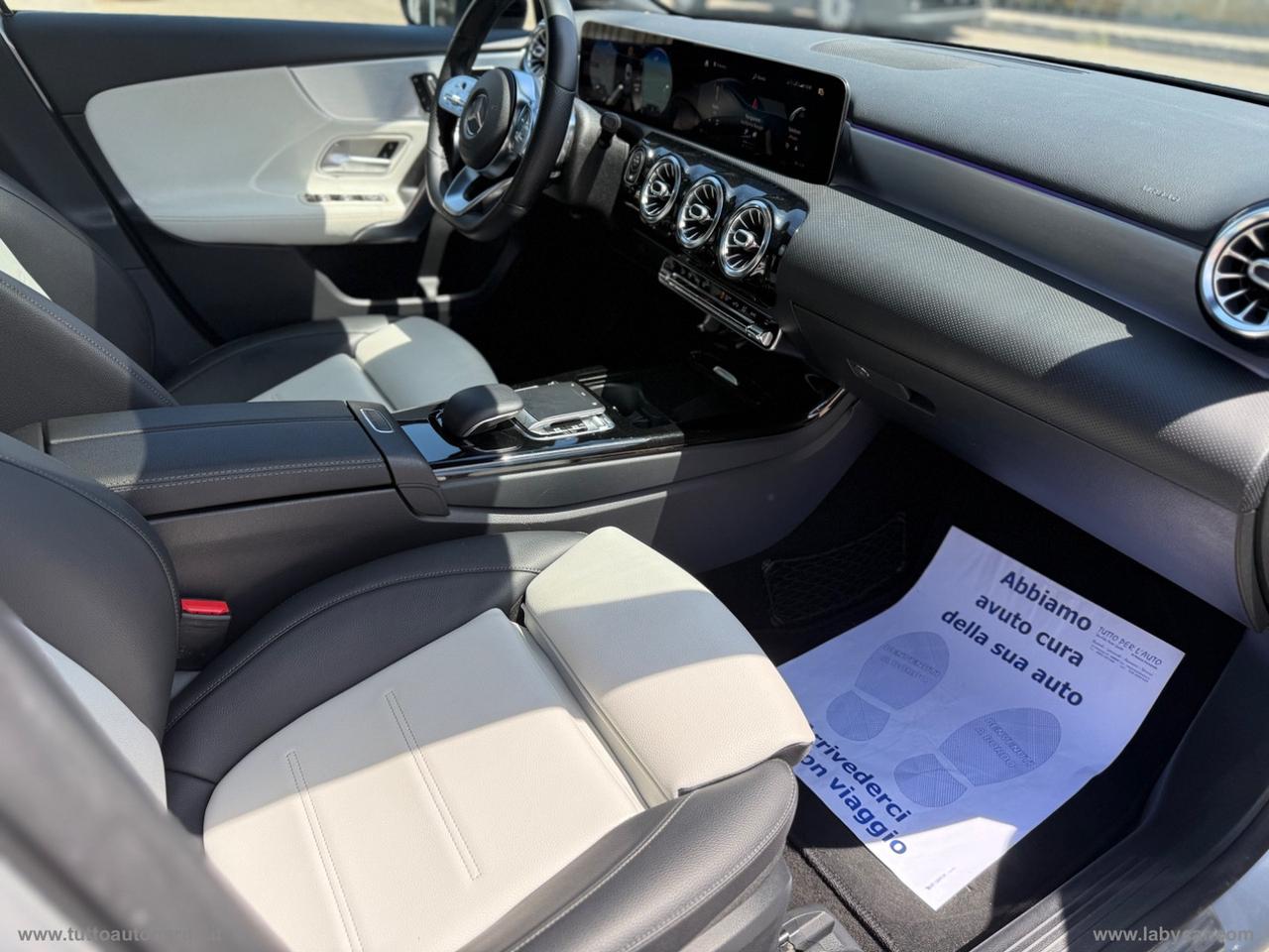 MERCEDES-BENZ A 180 d Automatic Premium