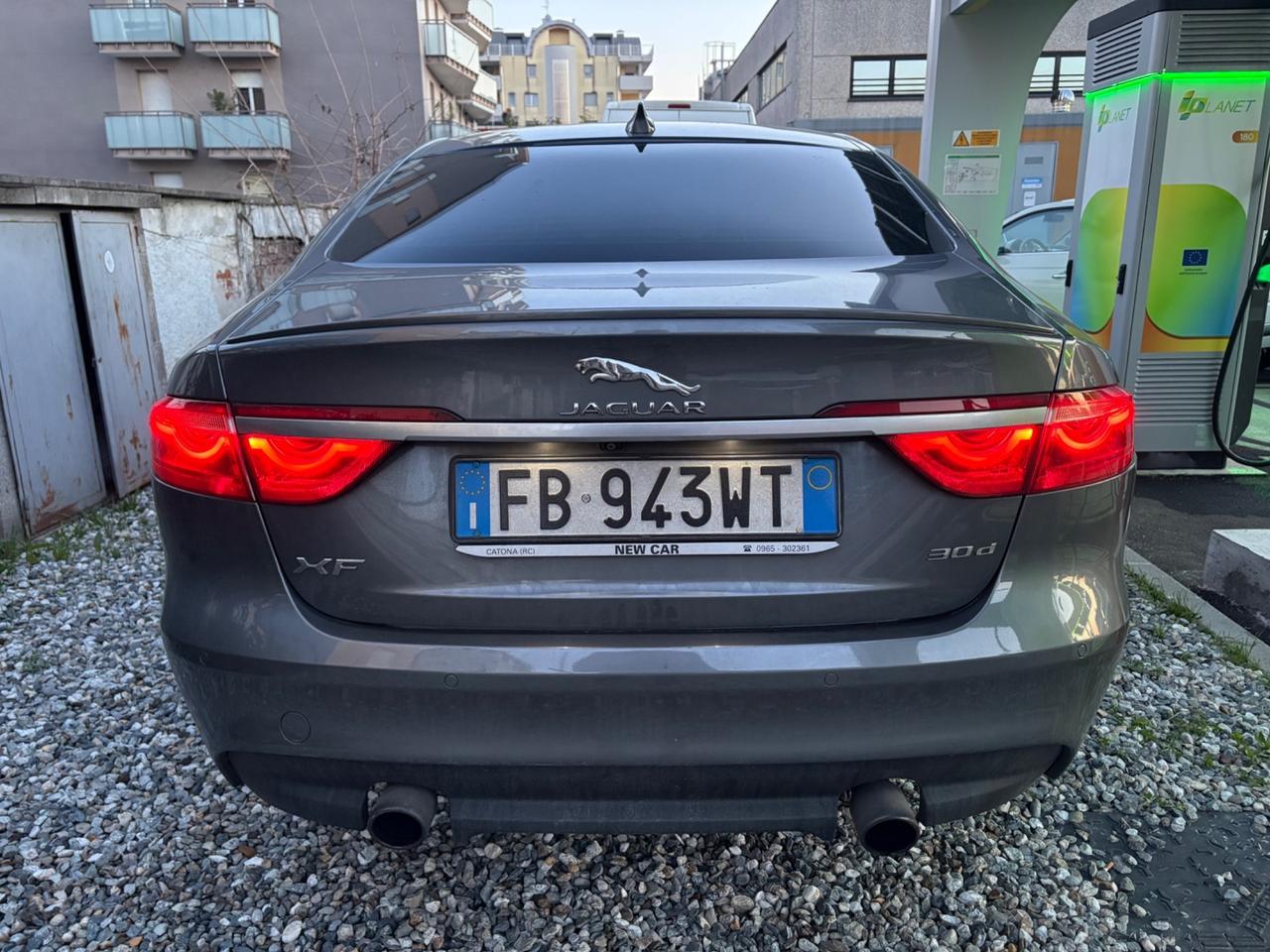 Jaguar XF 3.0 D V6 300 CV aut. R-Sport MOTORE KO