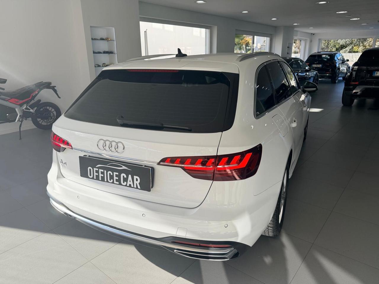 Audi A4 Avant 40 TDI S tronic Business Advanced