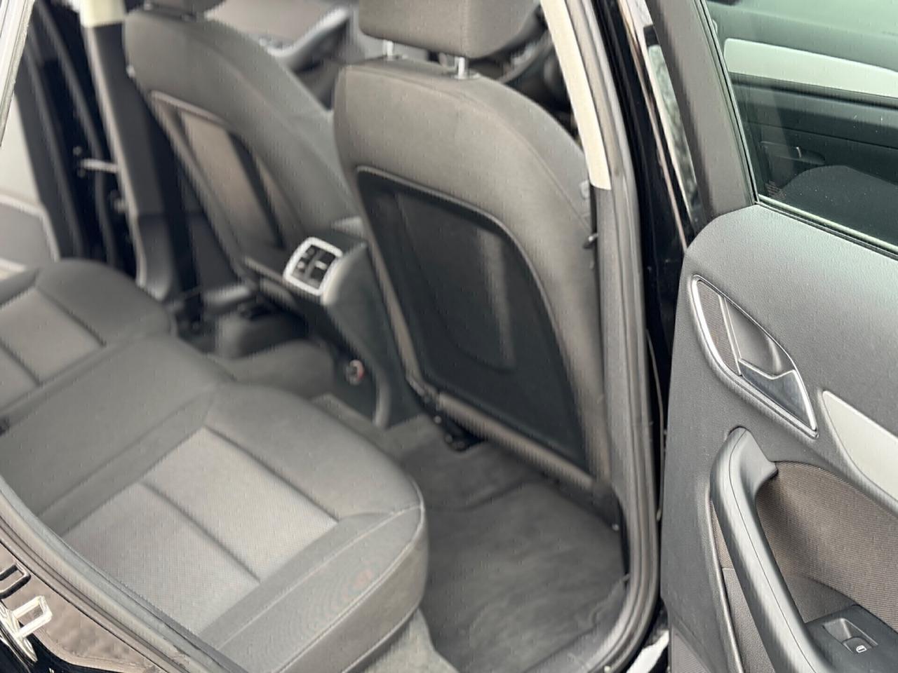 Audi Q3 2.0 TDI S tronic 90.000 Km !