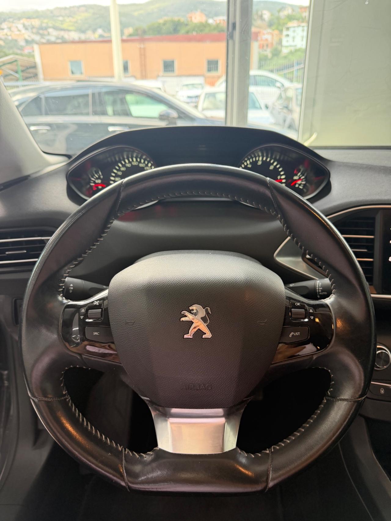 Peugeot 308 BlueHDi 130 S&S Allure FINANZIABILE