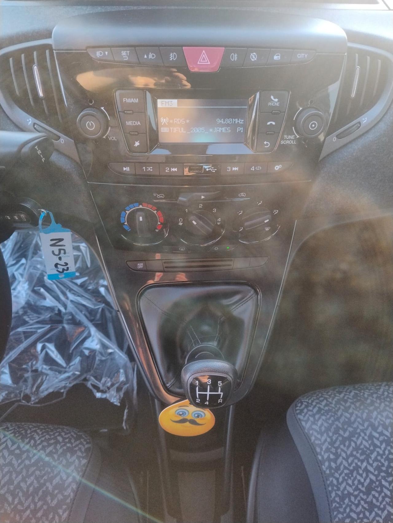 Lancia Ypsilon 1.2 Elefantino Blu 69Cv - 2019