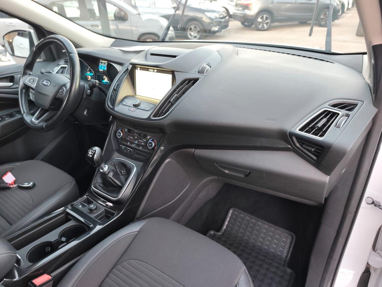 Ford Kuga 1.5 TDCI 120 CV Titanium