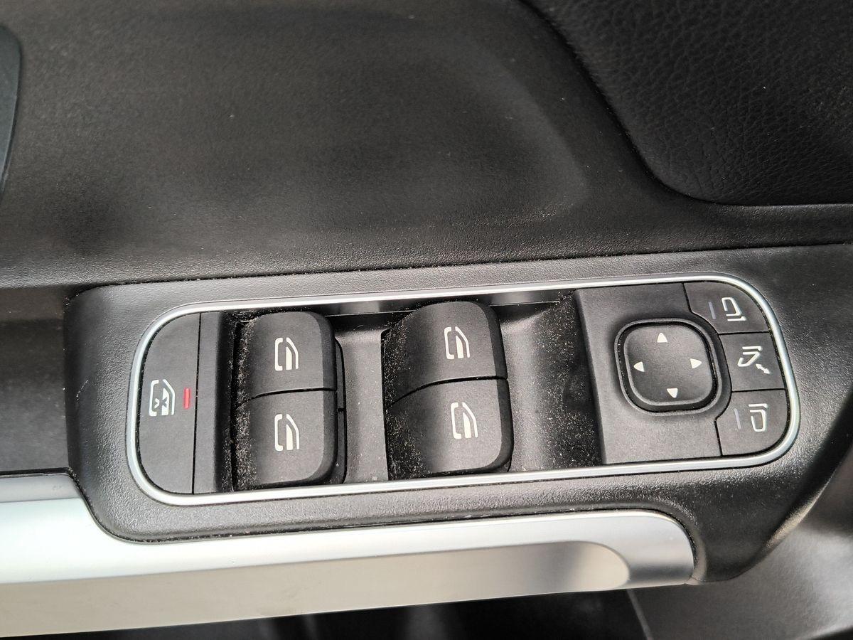 Mercedes-Benz GLB - X247 2019 - GLB 180 d Premium auto