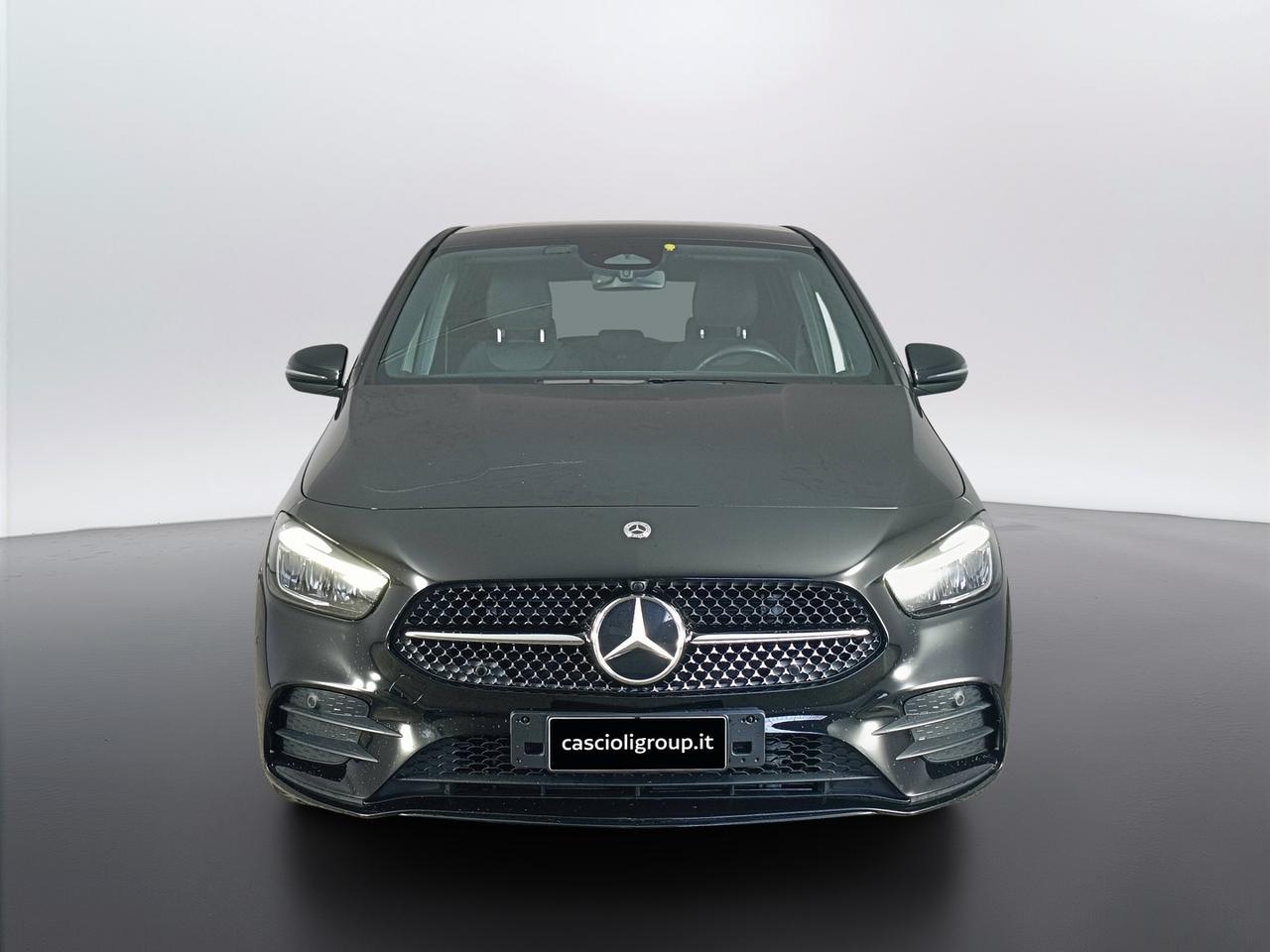 Mercedes-Benz Classe B - W247 2023 - B 180 d AMG Line Advanced Plus auto