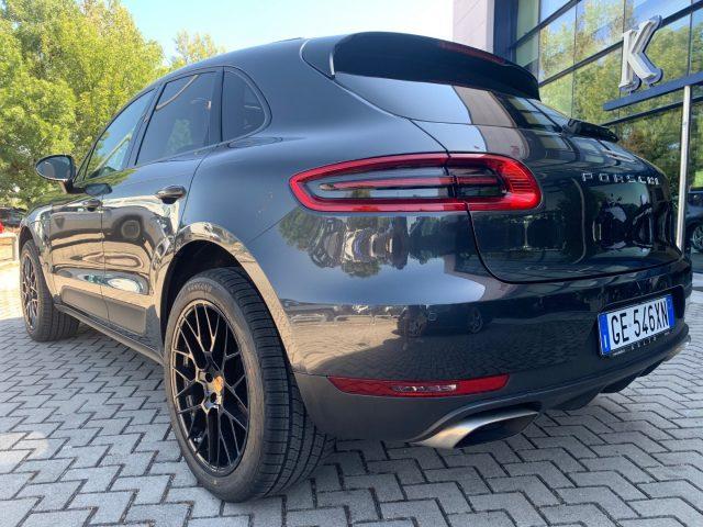 PORSCHE Macan 2.0