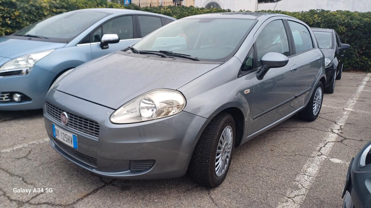 Fiat Grande Punto 1.3 MJT 75 CV 5 porte Dynamic