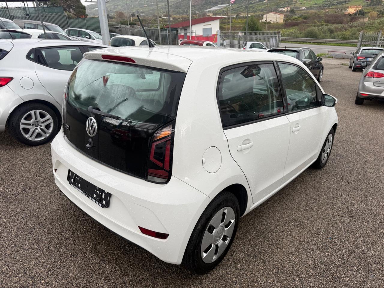 Volkswagen up! 1.0 75 CV 5p. high