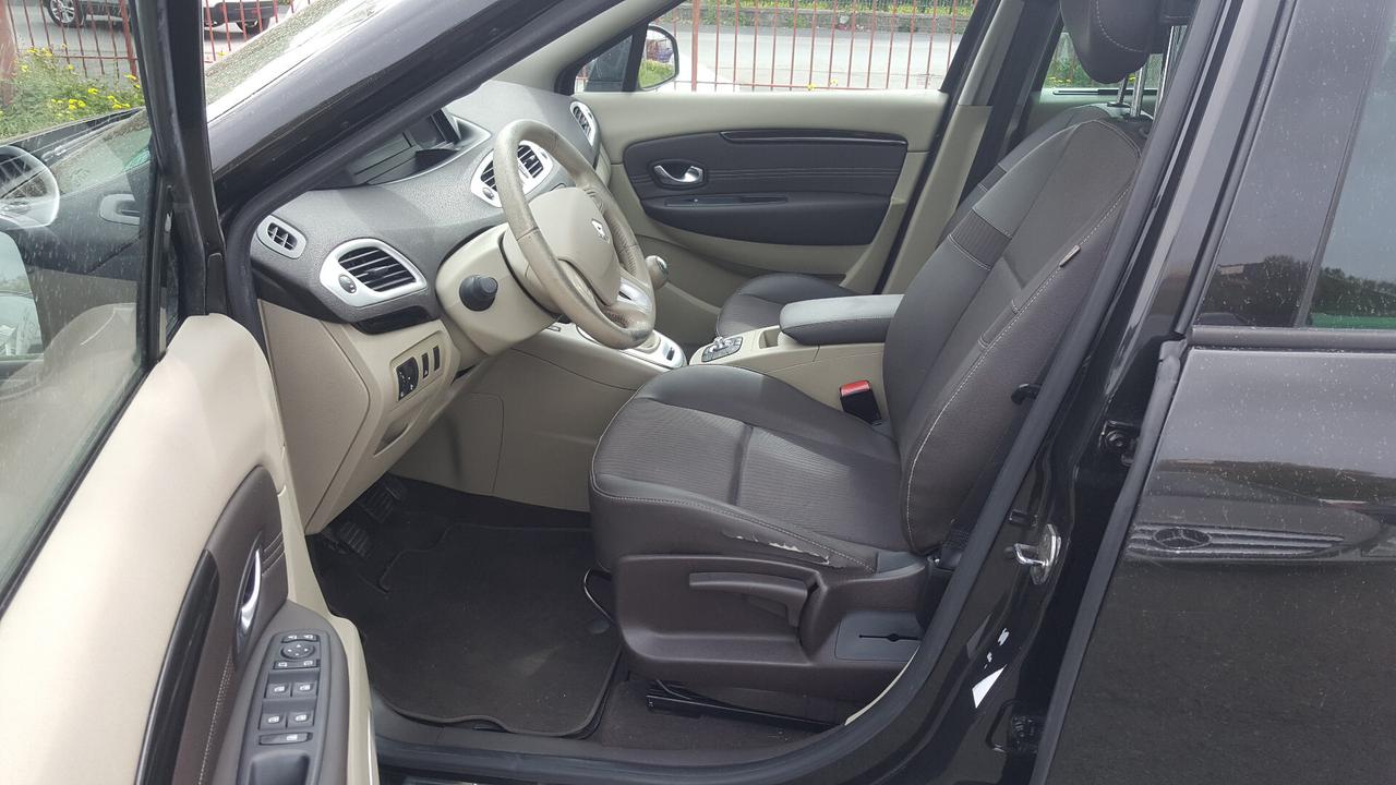 Renault Scénic 1.5 dCi 110CV Dynamique