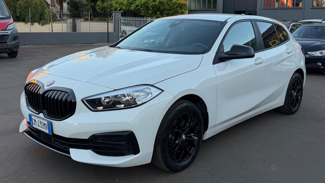 BMW 116D 1.5 BUSINESS ADVANTAGE 116 CV - CRUISE CONTROL, CARPLAY, NEOPATENTATI