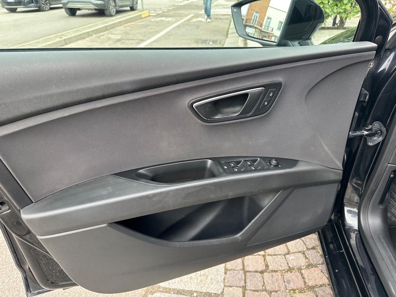 Seat Leon 1.6 TDI 105 CV ST Start/Stop Business NAVI