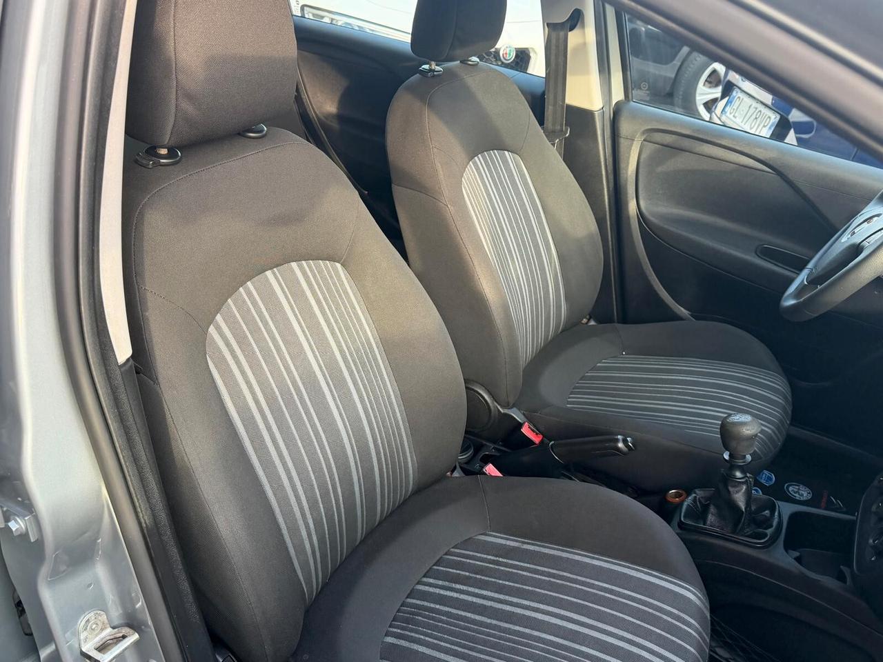 FIAT PUNTO EVO 1.2 70CV 51KW OK NEOPATENTATI ANNO 2012