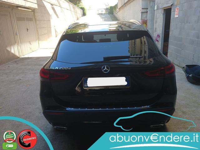 MERCEDES-BENZ GLA 200 d Automatic Sport Plus