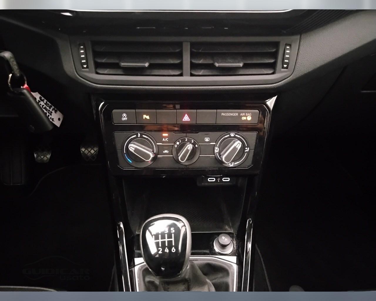 VOLKSWAGEN T-Cross 2019 - T-Cross 1.0 tsi Style 110cv