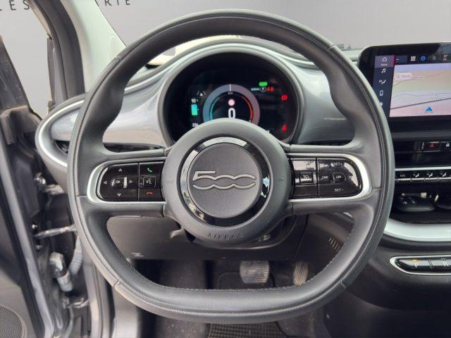 FIAT 500e 3+1 42 kWh Icon +