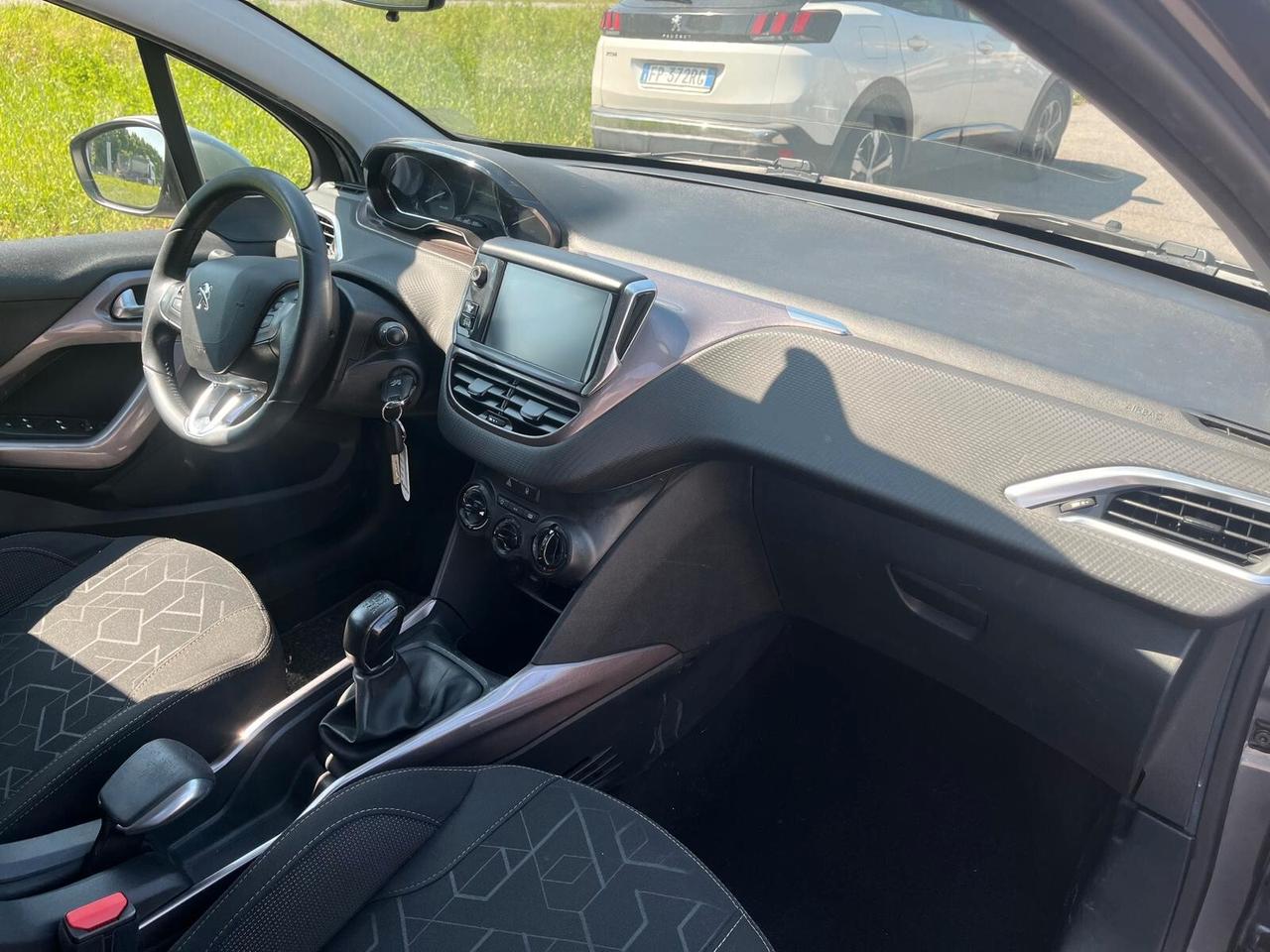 Peugeot 2008 PureTech 82 Allure