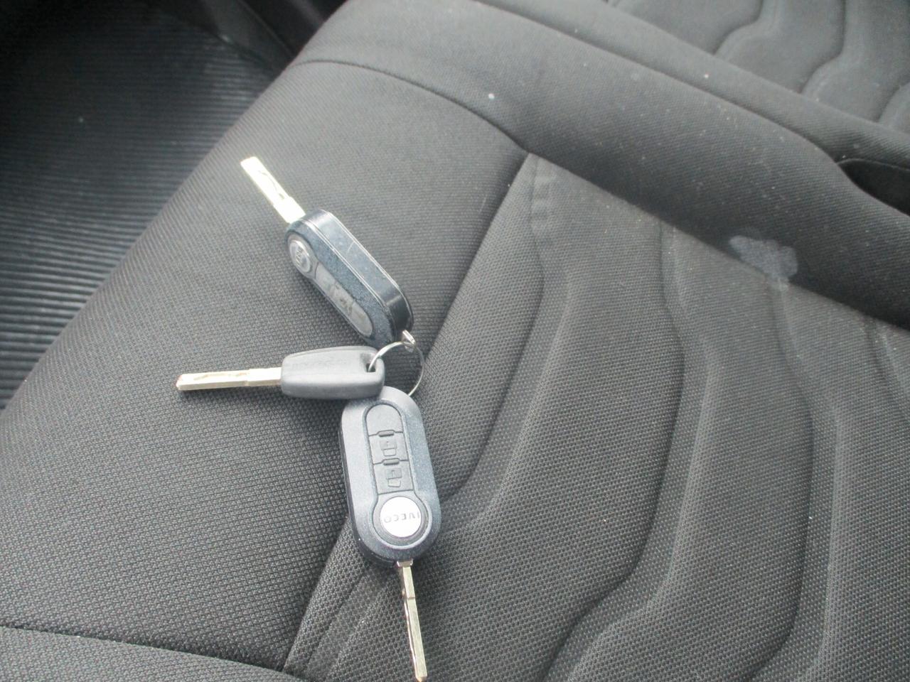 Iveco Daily 35C11 2.3 110CV E5 P.3450 CASSONE FISSO DA 3.80M