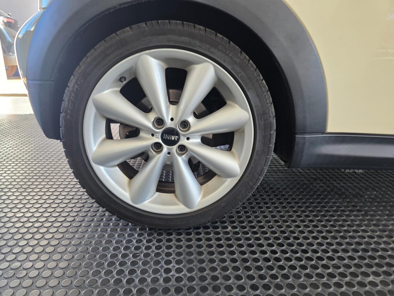 Mini 2.0 16V Cooper D AutOM 108000km FINANZ