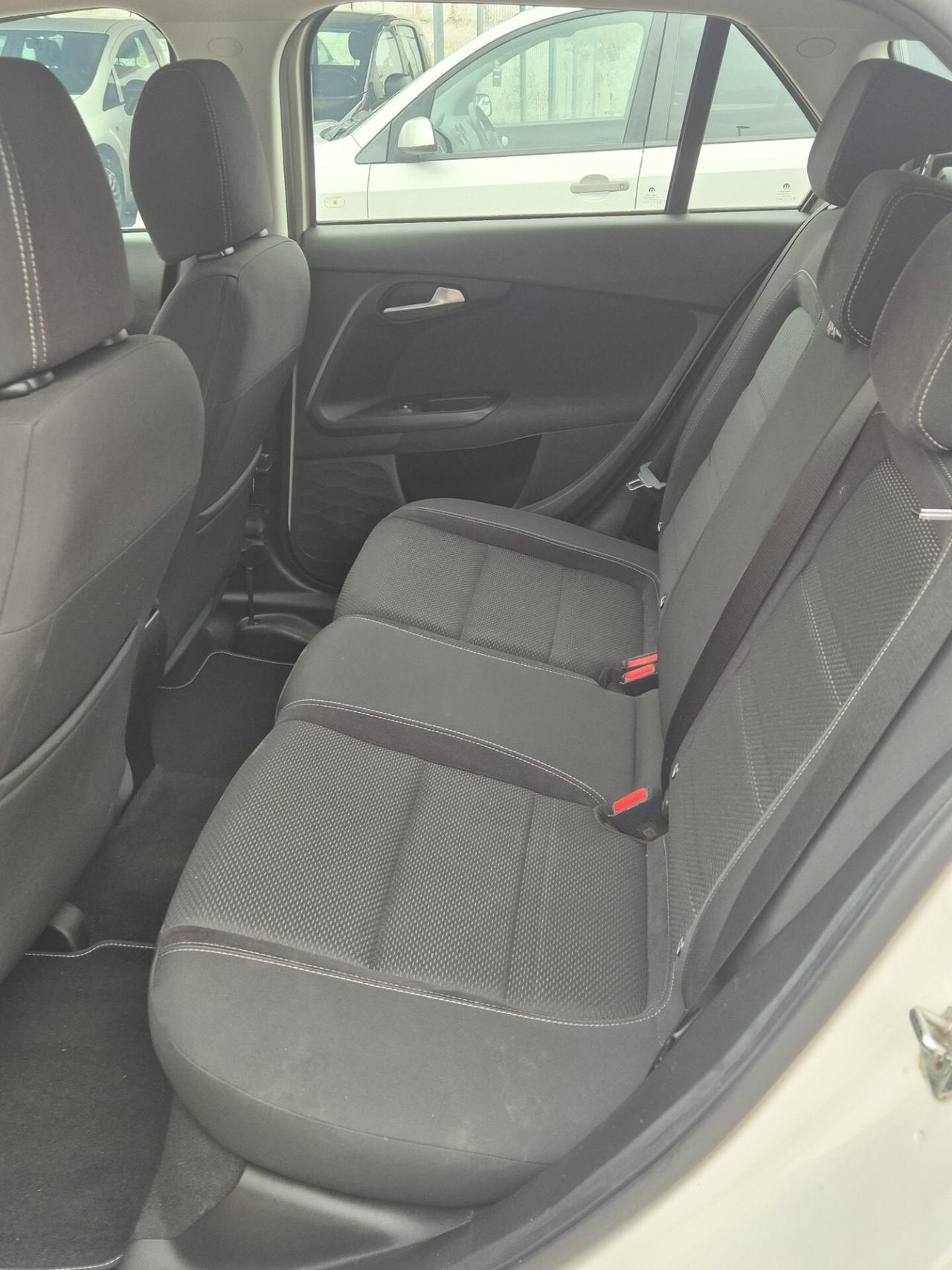 Fiat Tipo 1.6 Mjt S&S SW Lounge