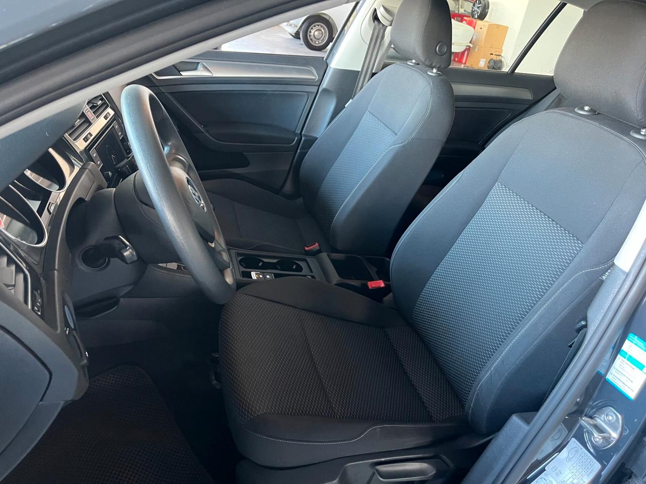 Volkswagen Golf 1.6 TDI 115 CV 5p. Business BlueMotion Technology