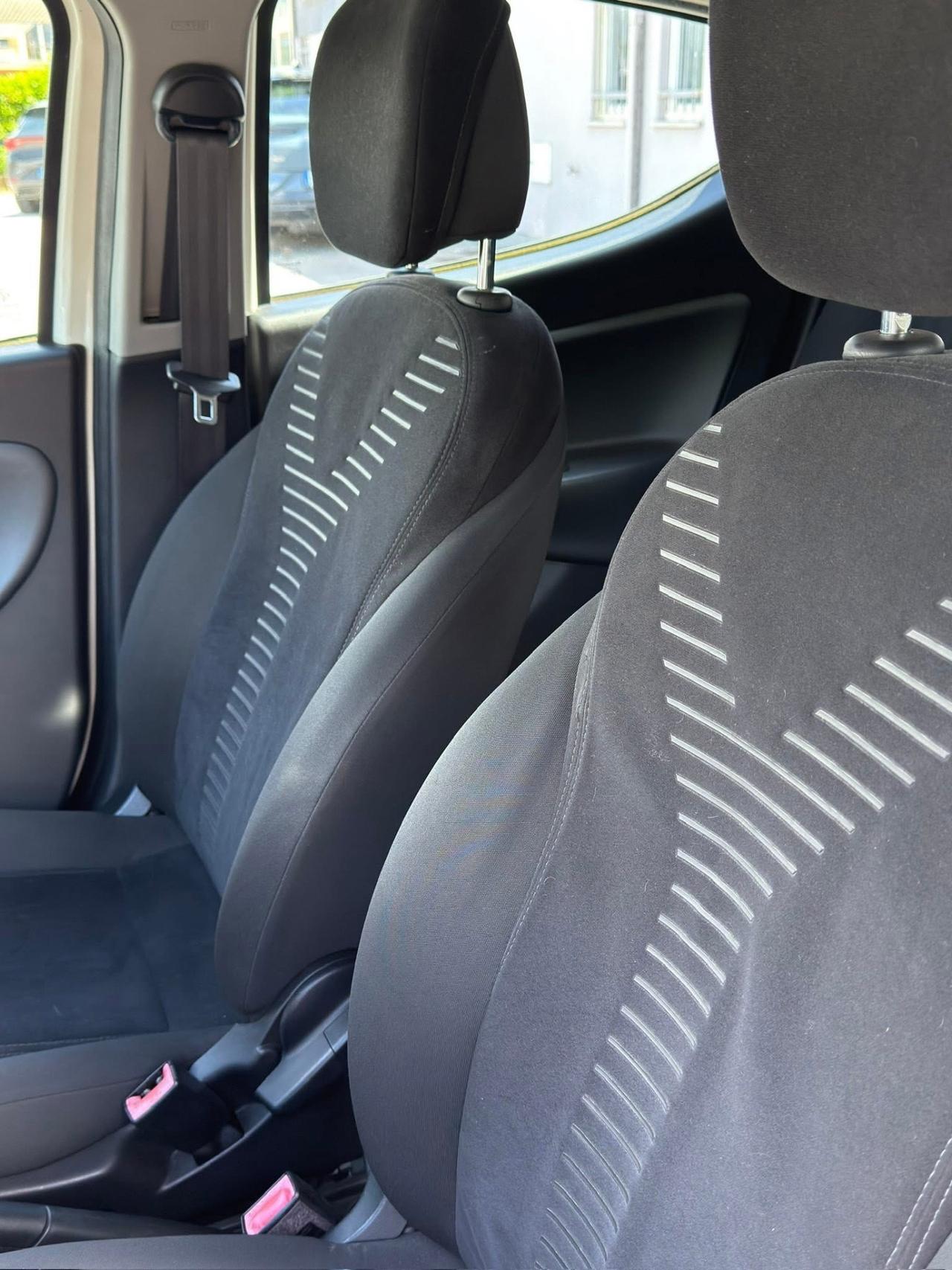 Lancia Ypsilon 1.3 MJT 16V 95 CV 5 porte S&S Platinum