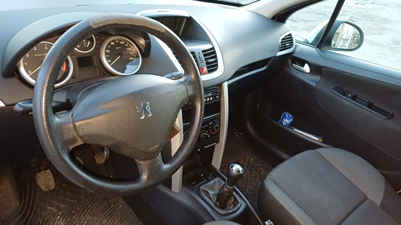 Peugeot 207 Plus 1.4 8V 75CV 5p. ECO GPL 2013