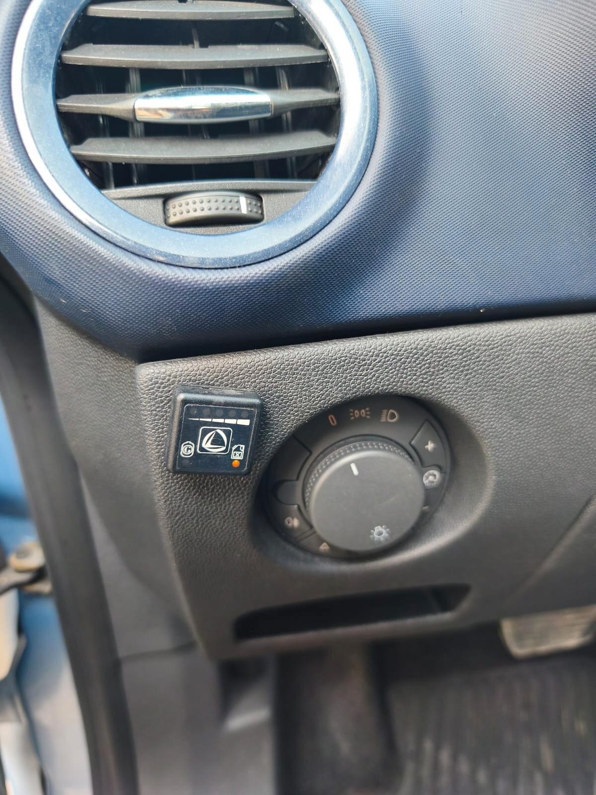Opel Corsa Gpl Cambio Automatico (Accetto Permute)