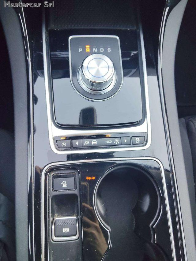 JAGUAR XE XE 2.0d Pure Business edition 180cv tg :FG873SR