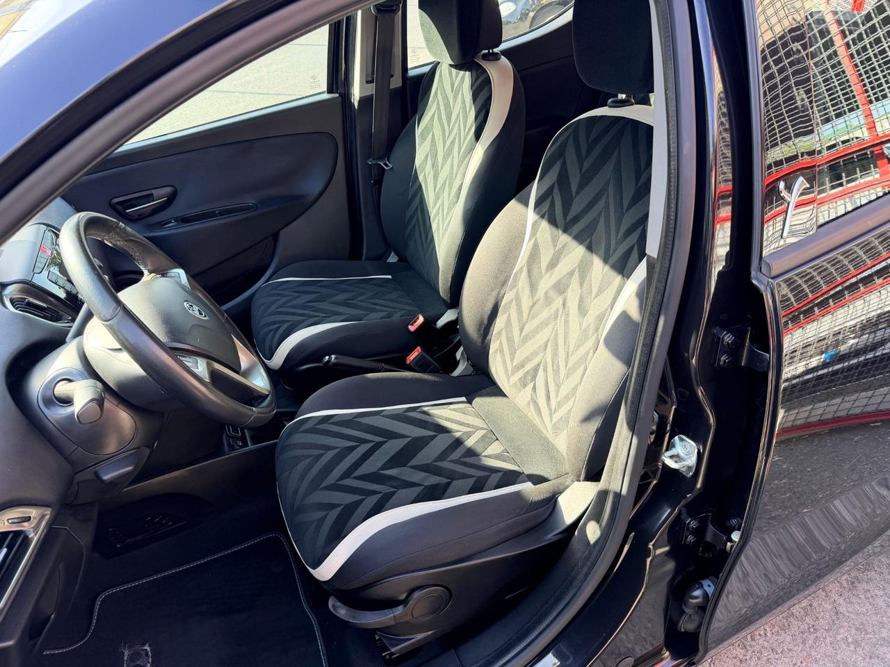 Lancia Ypsilon 1.3 MJT 16V 95 CV 5 porte S&S Platinum